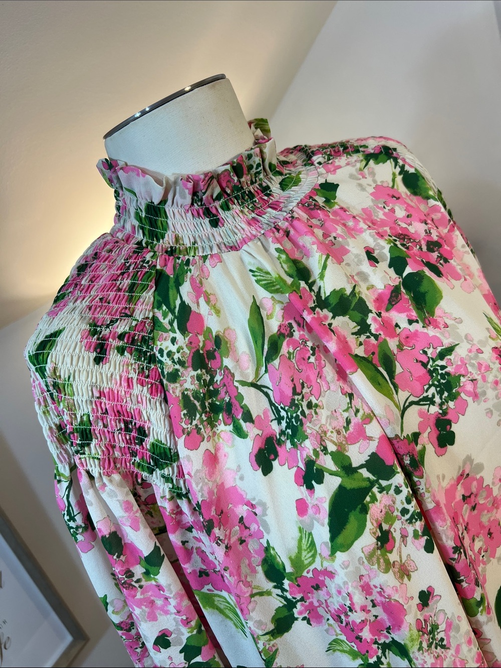Tuckernuck Pink Hydrangea Floral Smocked-Neck Long.Sleeve Blouse Size XXL - Picture 3 of 12